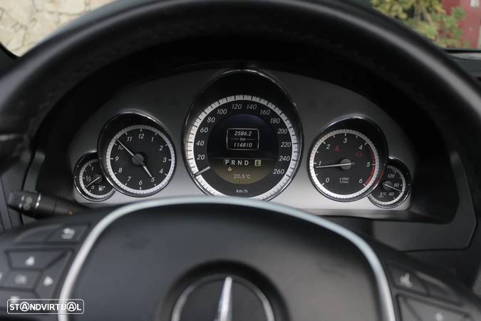 Mercedes-Benz E 220 CDi Avantgarde BlueEfficiency Auto - 19