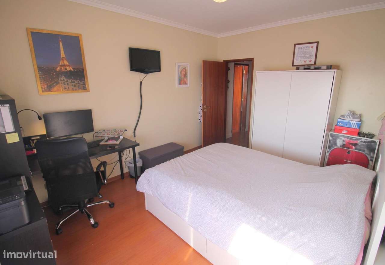Apartamento T3 Vale Flores Mem Martins-19