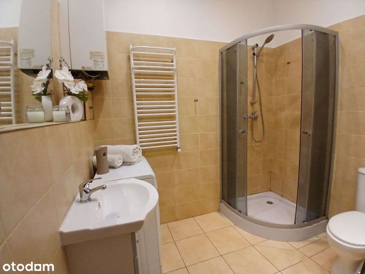 0%prow. 3pokojowe mieszkanie w sercu Jeleniej Góry-9