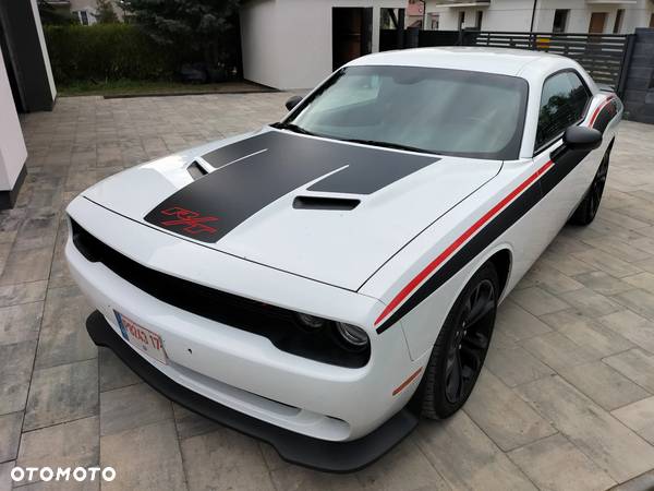 Dodge Challenger 5.7 R/T - 10