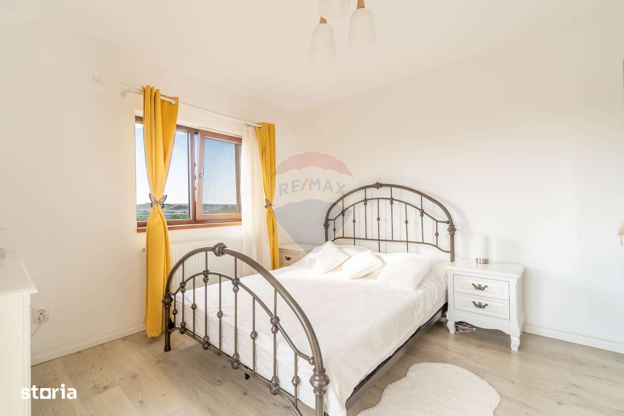 Casa de vanzare, Jucu de Sus teren 811mp, 4 Camere, 2 Bai, Priveliște-12