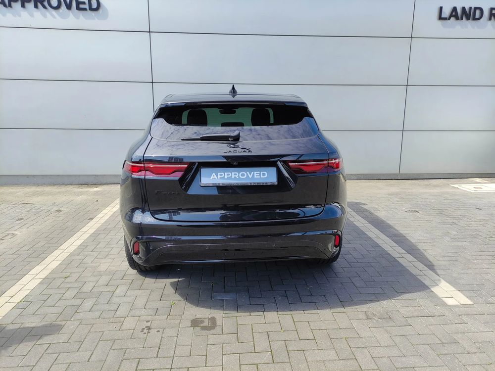 Jaguar F-Pace 2.0 Benzyna 250 KM — zdjęcie 7