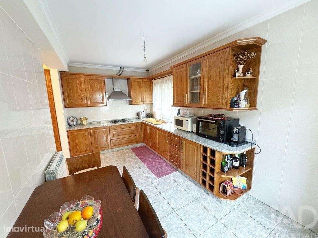 Casa / Villa T3 em Vila e Roussas de 207 m2 - Grande imagem: 4/27