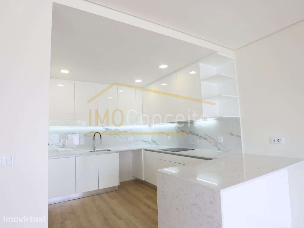 Moradia T4 | Condomínio Fechado com espaço exterior individual - Ga... - Grande imagem: 5/17