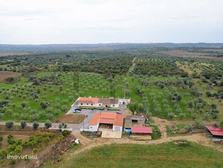 Quinta com 39 Hectares com Moradia V5...