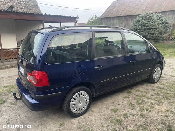 Volkswagen Sharan 2.0 Exclusive Edition - 5