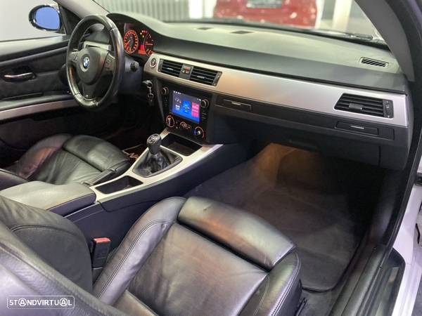 BMW 320 d Coupe Edition Exclusive - 29