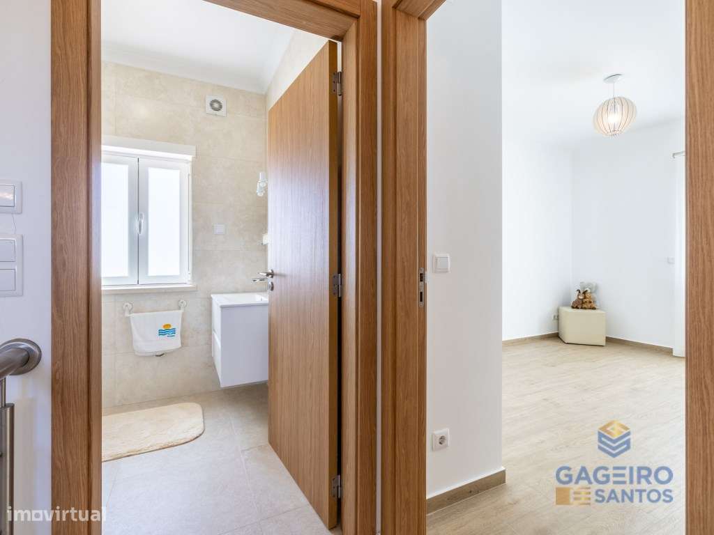 Moradia de estilo tradicional T4-19