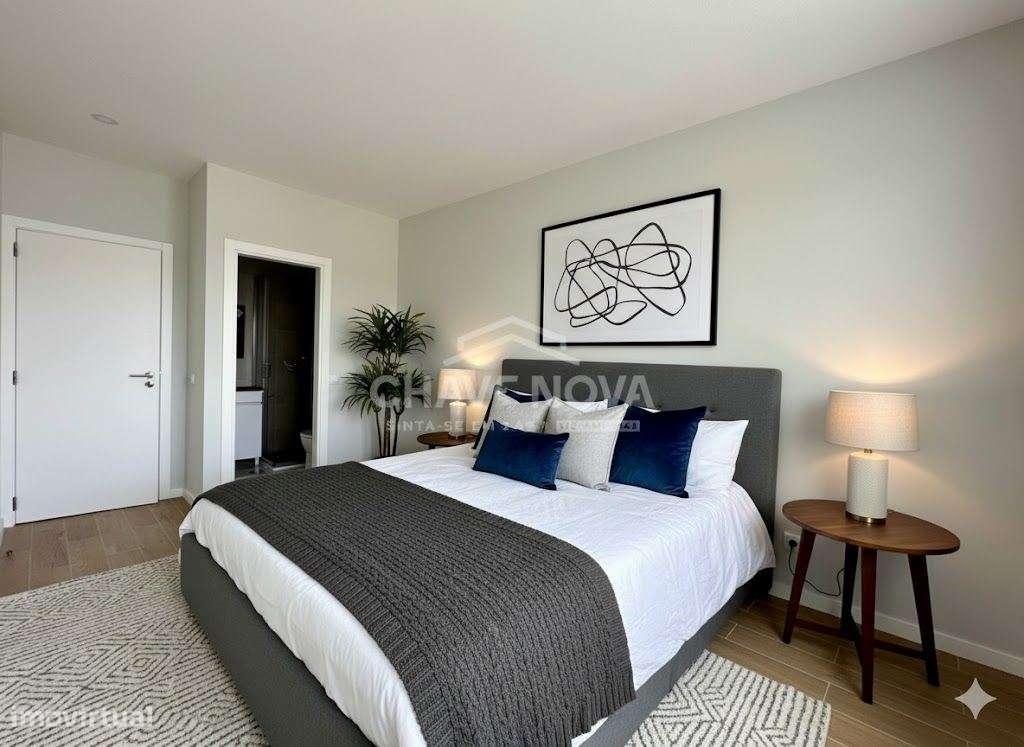 Apartamento T2 na Foz totalmente renovado - Grande imagem: 2/15
