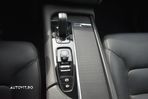 Volvo XC 90 T8 AWD Twin Engine Geartronic Momentum - 25