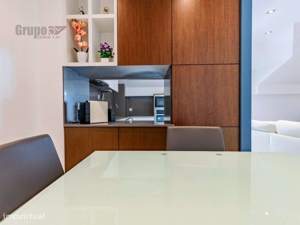 T2 Duplex Exclusivo a 150m da Praia com Vista Mar e Castelo- Sesimbra-27