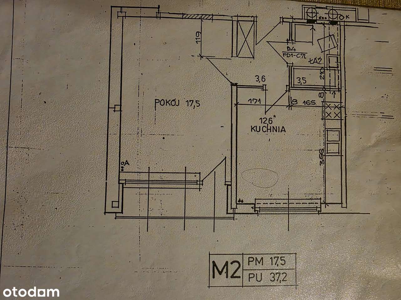 Atrakcyjne mieszkanie z dużą kuchnią i balkonem w centrum