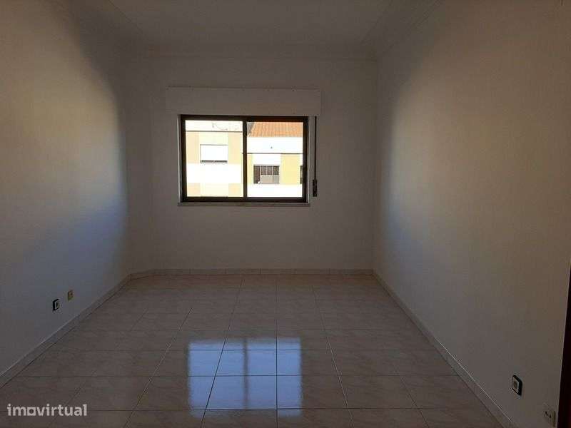 Apartamento T2 na Amora - Grande imagem: 5/16