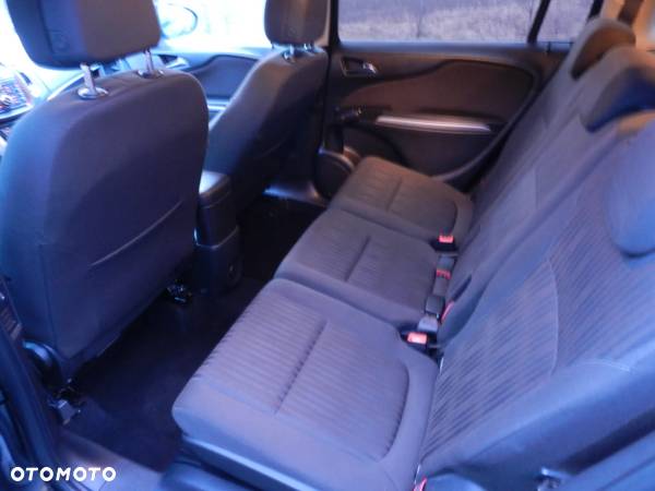 Opel Zafira 2.0 CDTI Cosmo - 8