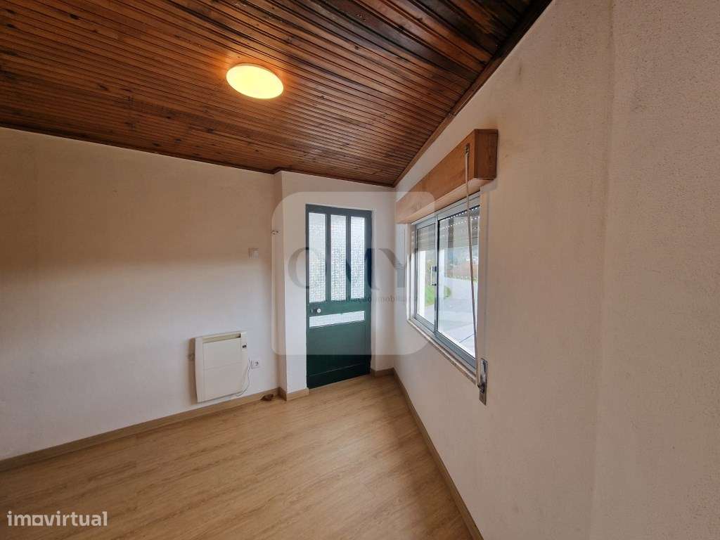 T1 a 2 minutos do nó da A4 (Parada do Pinhão/Justes) - Grande imagem: 2/8