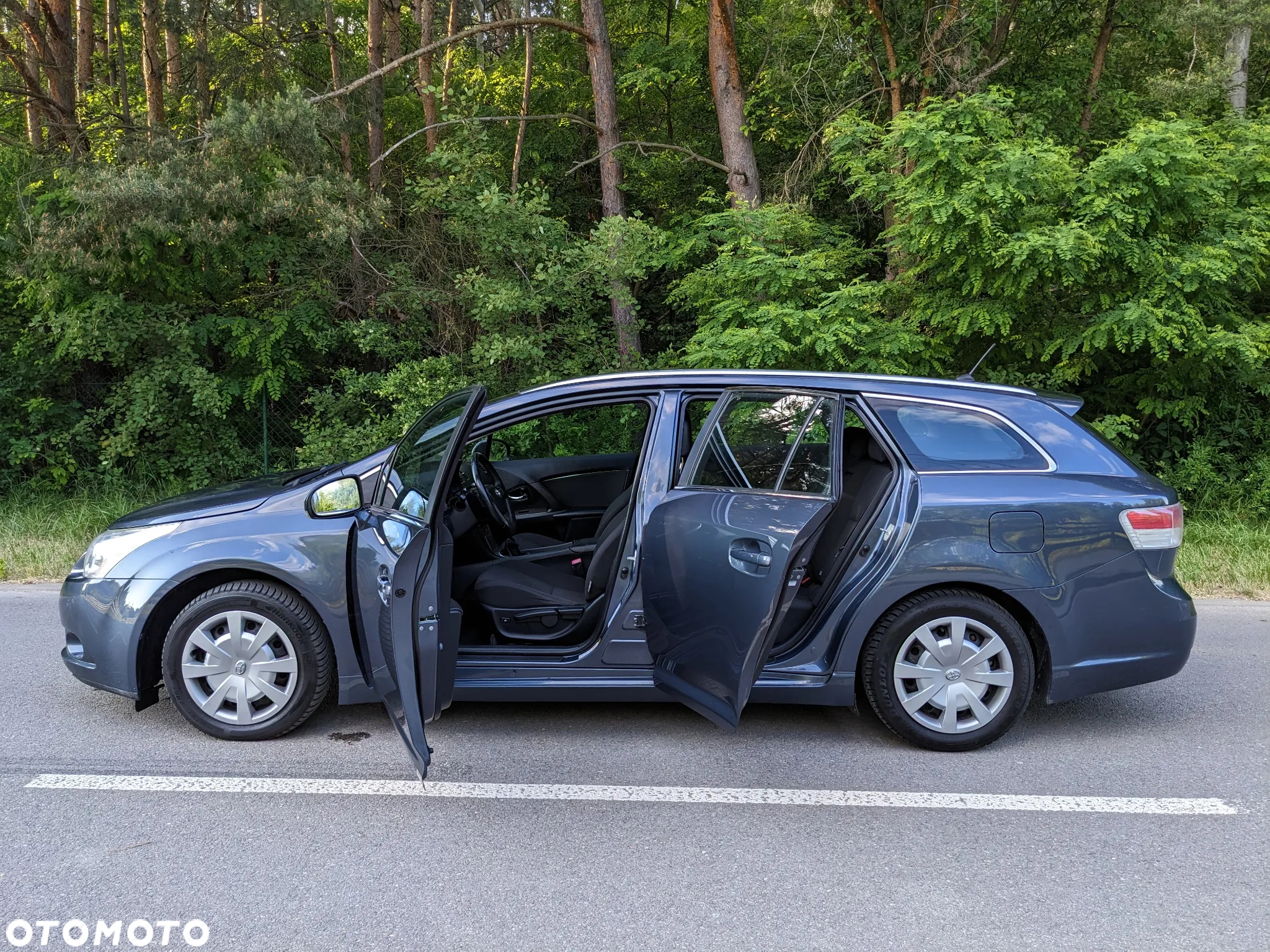 Toyota Avensis 2.0 D-4D Luna - 5