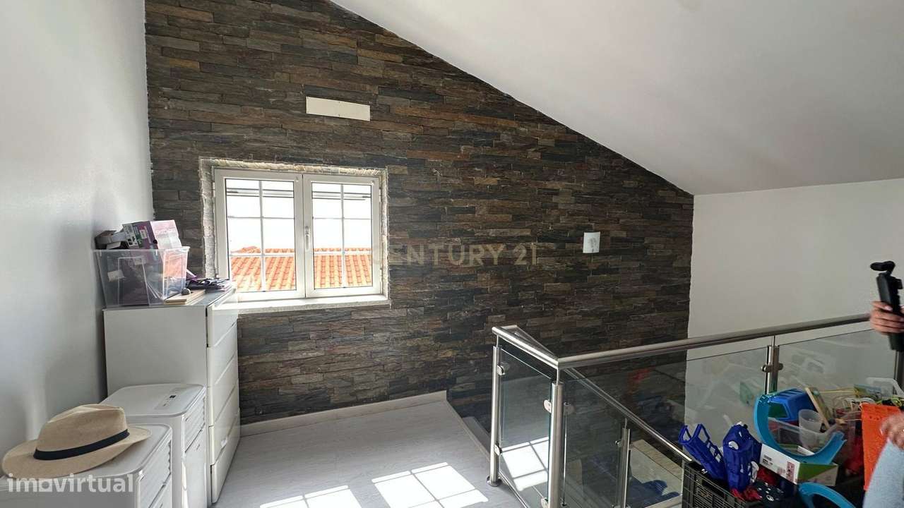 Moradia T4 com terreno em Oledo, Idanha-a-Nova-14