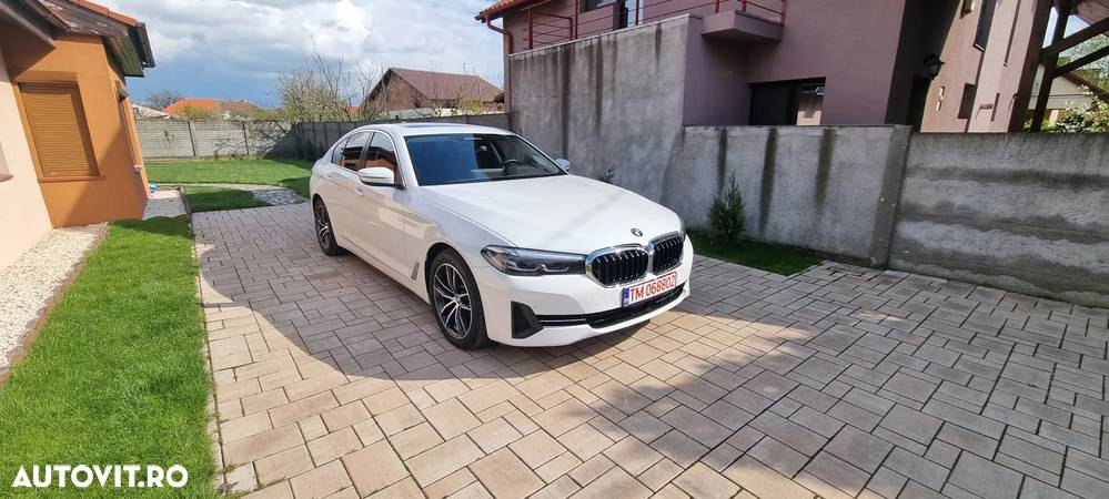 BMW Seria 5 520d xDrive MHEV - 1