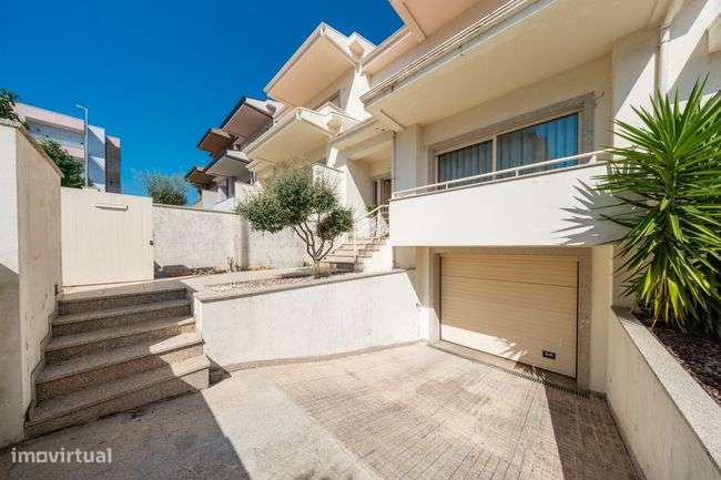 Moradia, 169 m², Oliveira (Santa Maria)-24