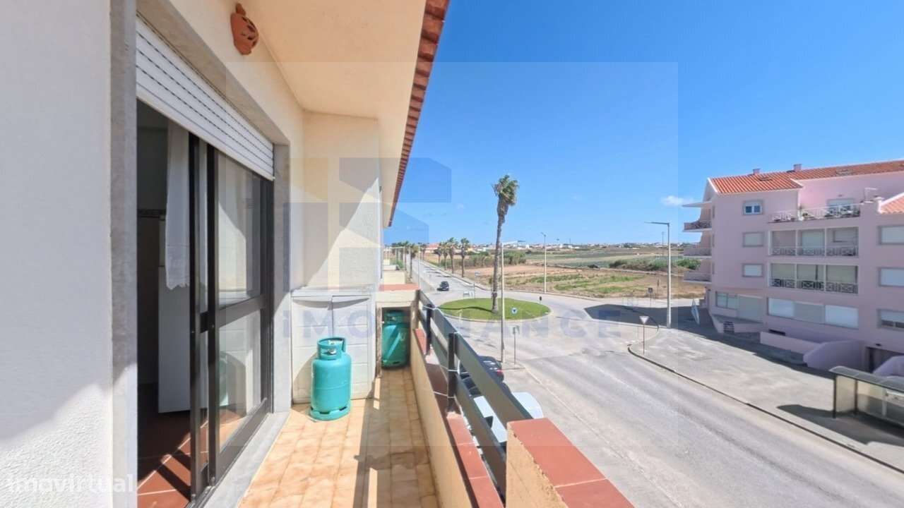 Apartamento T2 junto á praia de Consolação-2