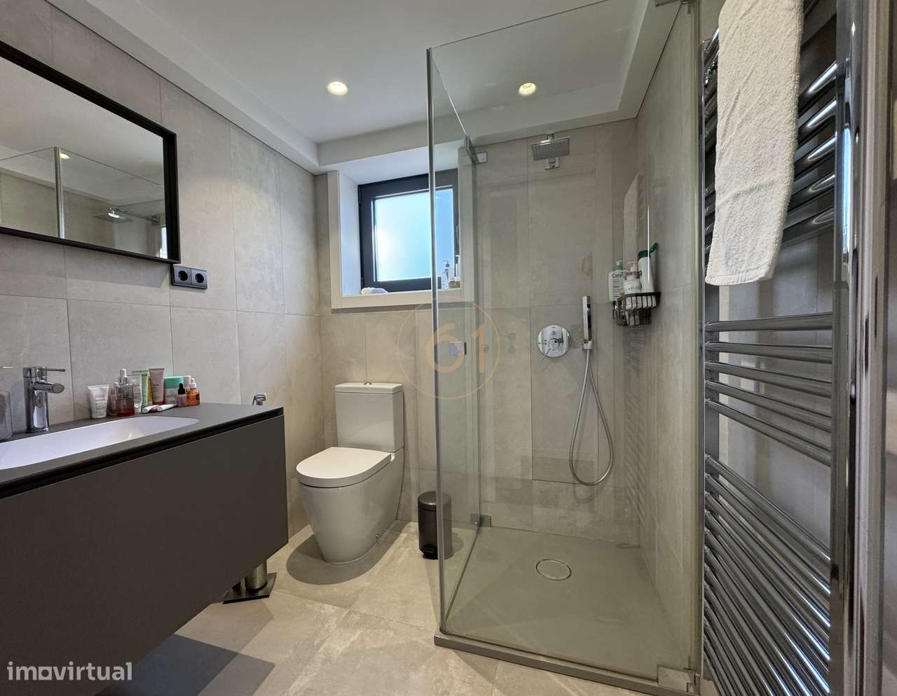 Moradia T3 para venda com logradouro em Lordelo do Ouro-22