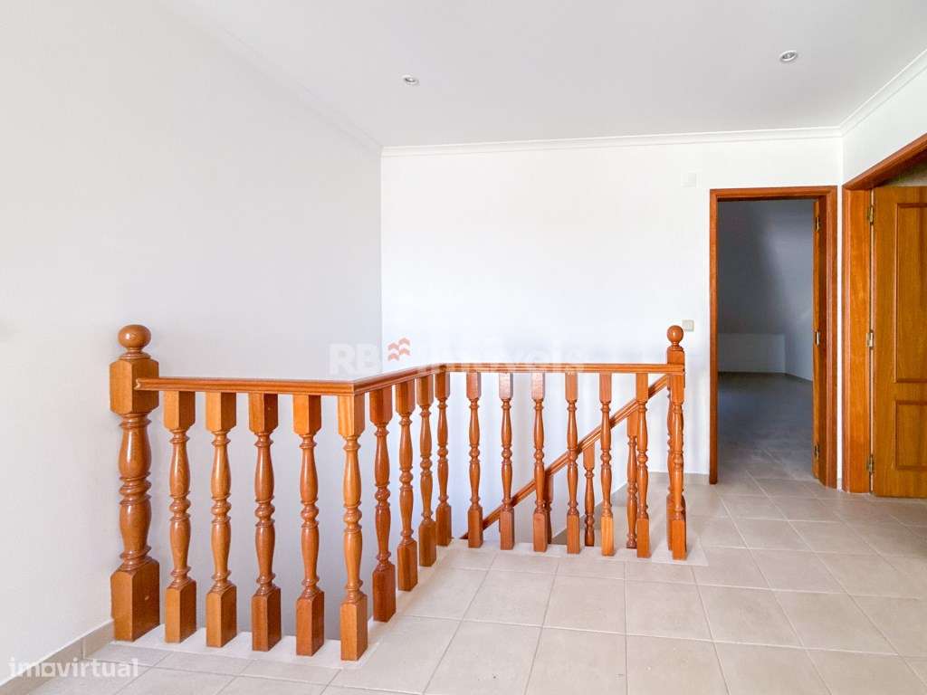 Apartamento T3+2 Duplex com terraço e garagem, no Entroncamento - Grande imagem: 4/38