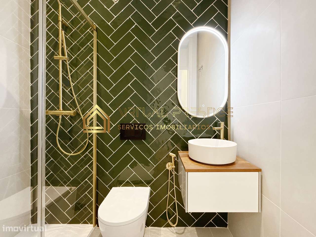 T3 Renovado com 2 Suites e Elevador na Almirante Reis-12