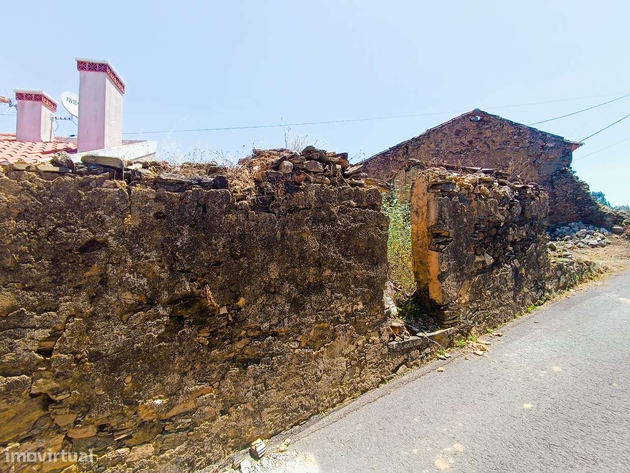 Transforme Ruínas em Refúgio: Oportunidade Única na Pitoresca Cabeça G - Grande imagem: 5/26