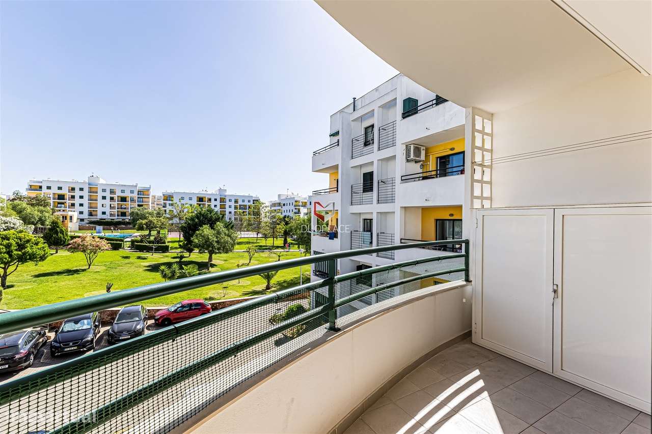 Apartamento T2 Venda em Armação de Pêra,Silves-16
