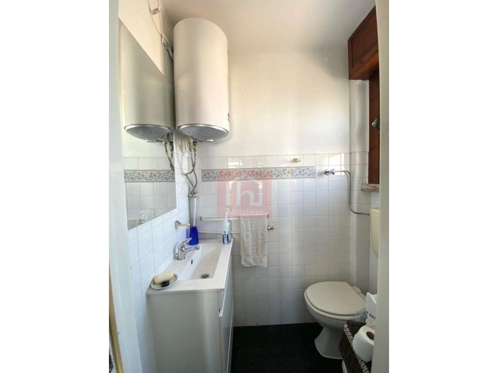 Apartamento T3 na Estrada da Luz, Benfica-19