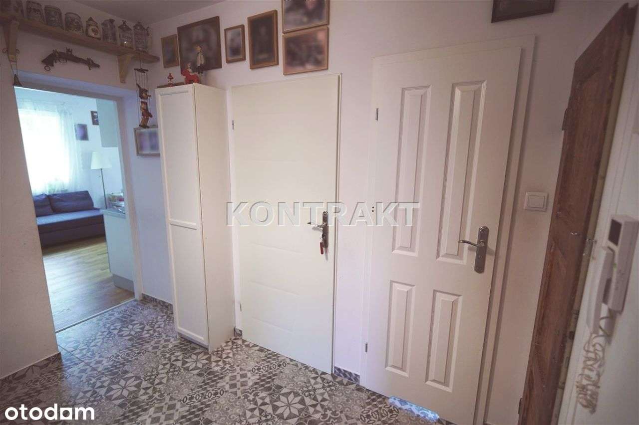 Trzypokojowe mieszkanie w centrum miasta Oświęcim.-3