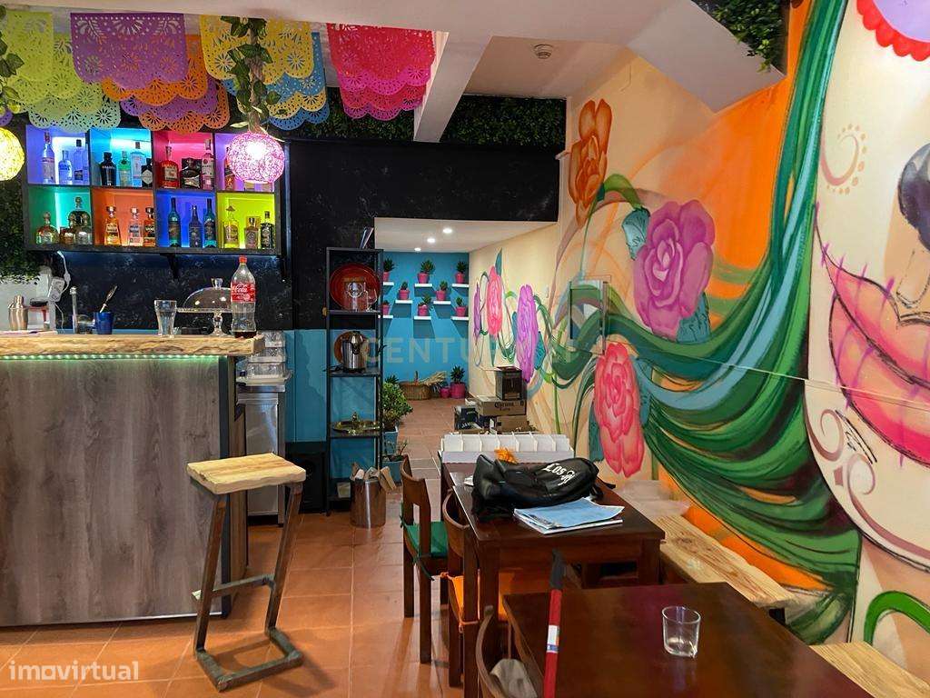 Loja com Extração de Fumos, com Rentabilidade, Alcântara - Grande imagem: 4/9