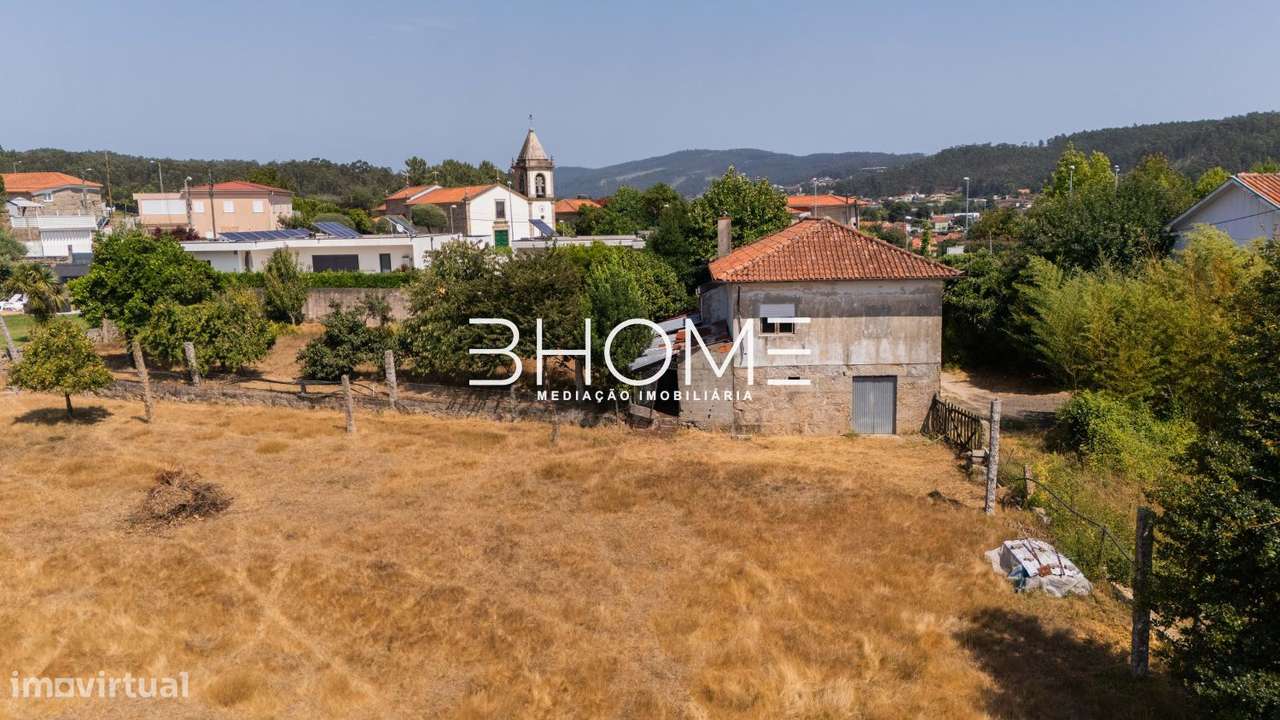 Moradia T4 c/ 670m2 de quintal + Terreno independente com 1.300m2-14