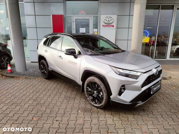 Toyota RAV4 - 6