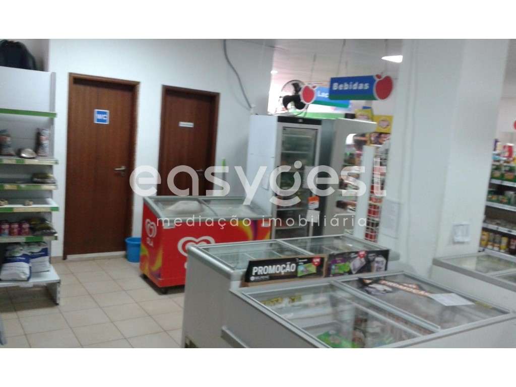 Alverca Centro, Supermercado em funcionamento venha conhecer - Grande imagem: 5/9