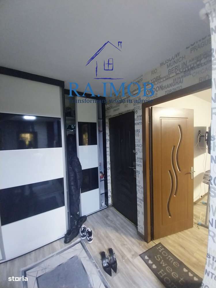 Apartament 3 camere, parter, Paltinis - 81000 euro - Imagine principală: 5/14