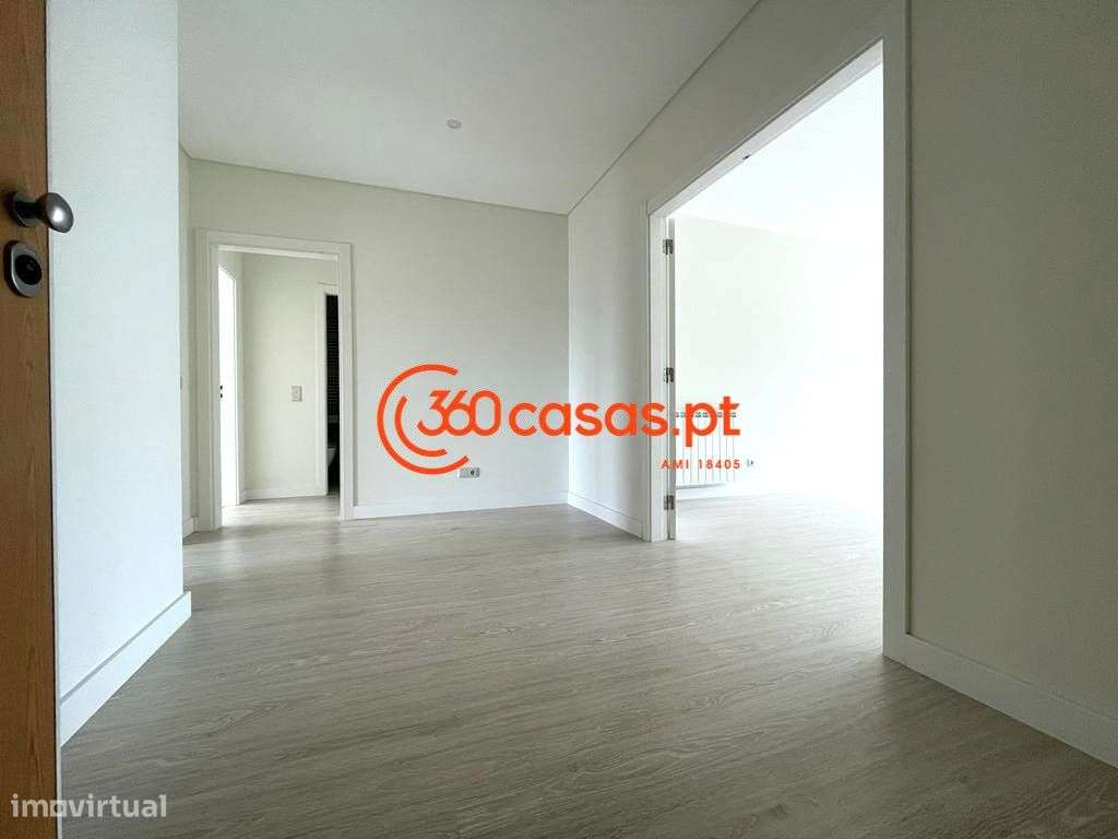 Apartamento T2 Novo com garagem e arrecadação em Faro - Grande imagem: 2/22