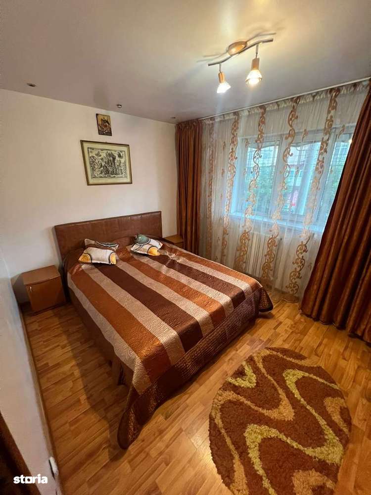 Apartament 3 camere  Craiovita Materna 1/4 65 mp 2 bai - Imagine principală: 1/12