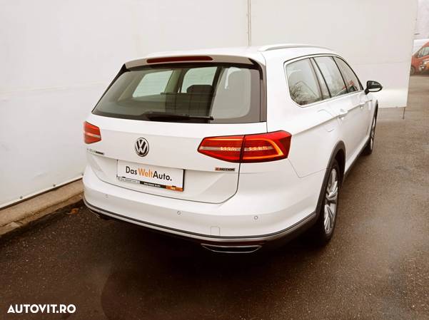 Volkswagen Passat Alltrack 2.0 TDI DSG 4Motion - 11