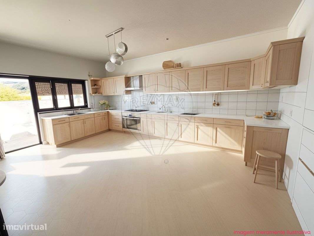 Moradia T5 para venda-20