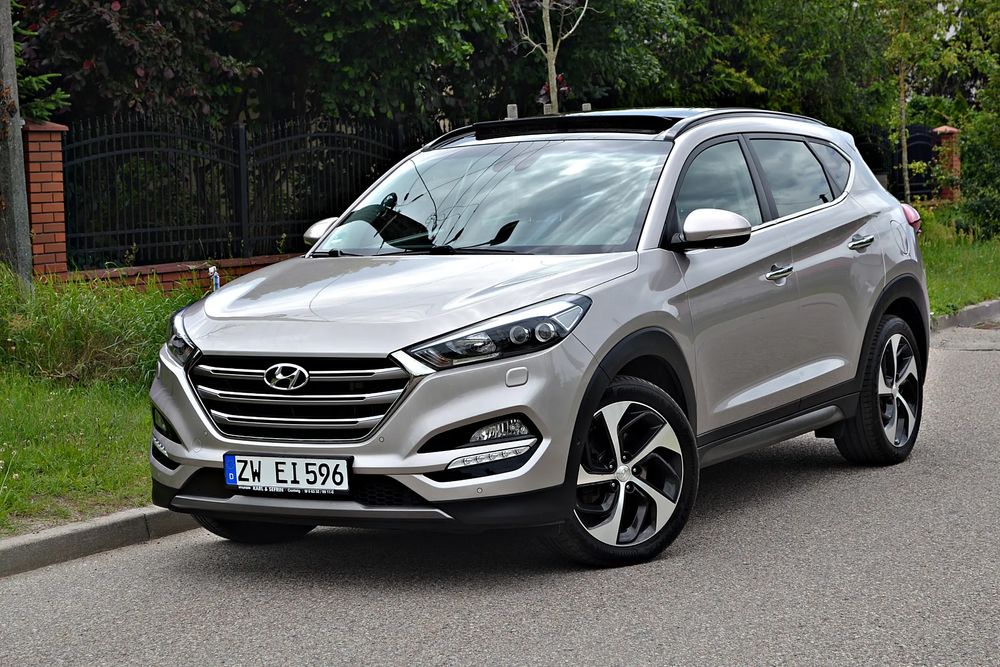 Hyundai Tucson III 2.0 CRDI 4WD Automatik Premium 2015