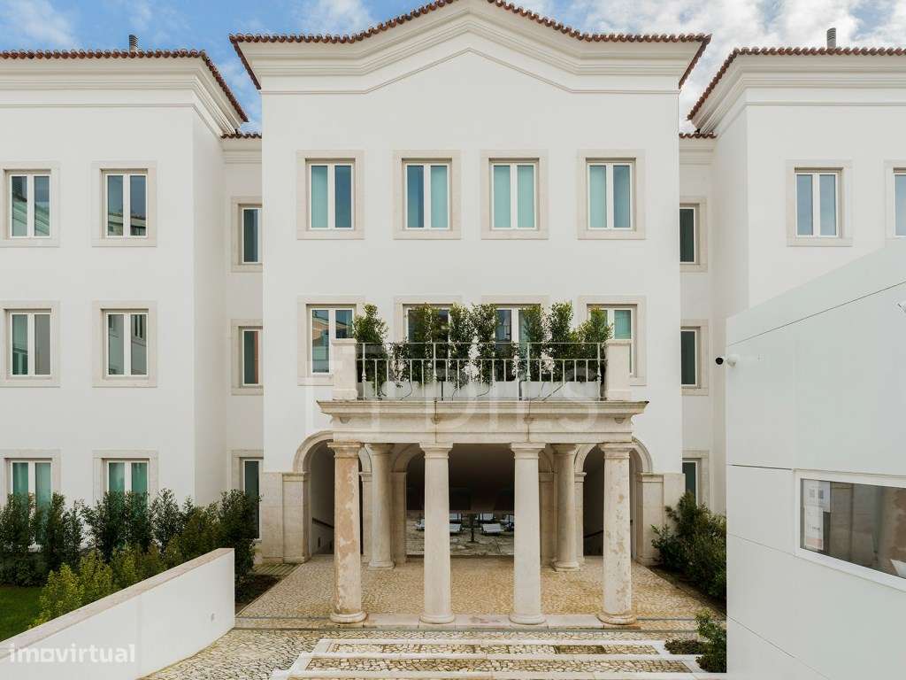 Apartamento T2 na Estrela, Lisboa, com vista rio e garagem-15