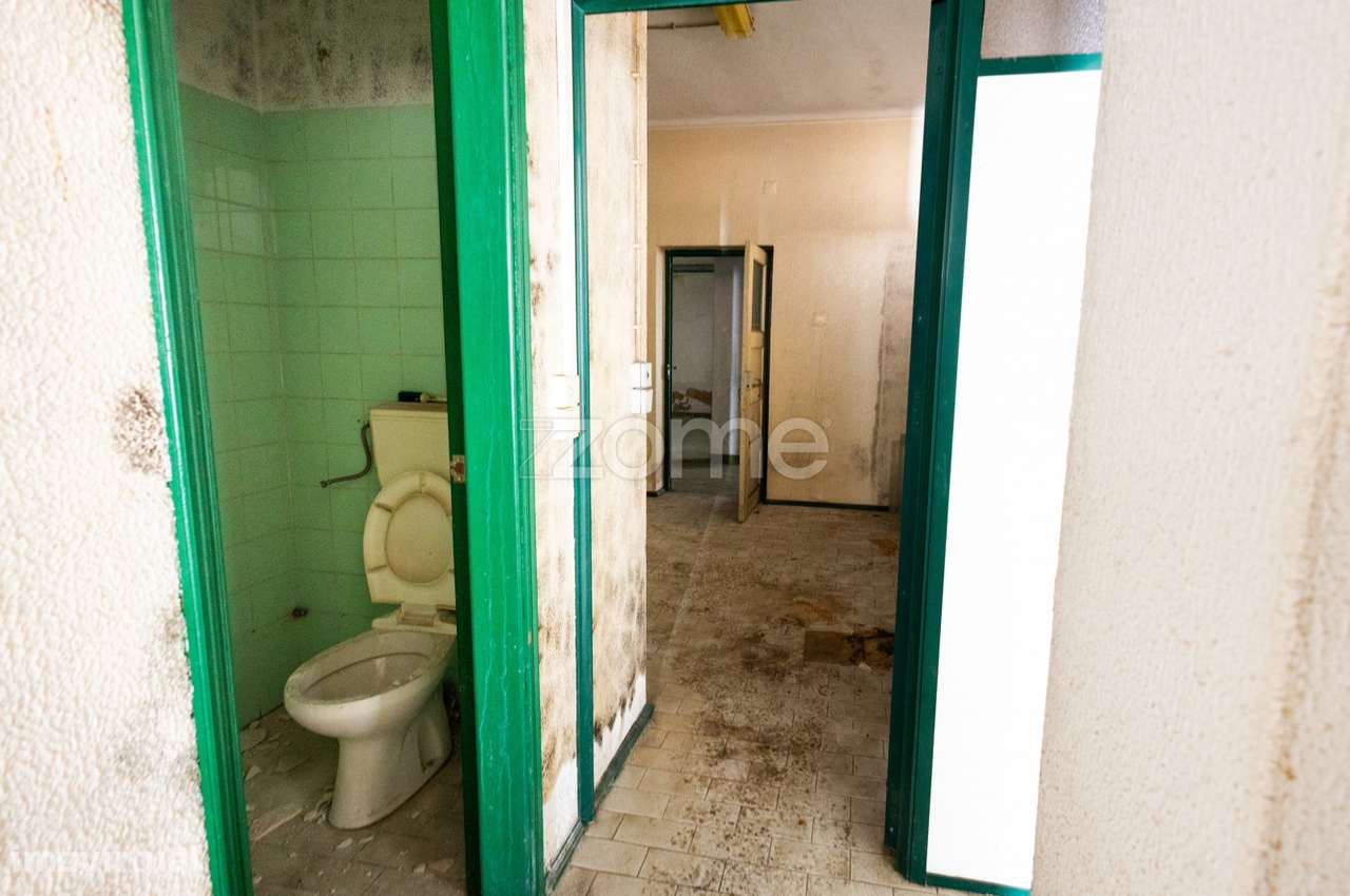 Prédio 4 Pisos |Loja|Garagens| Centro Arganil | Investimento-8