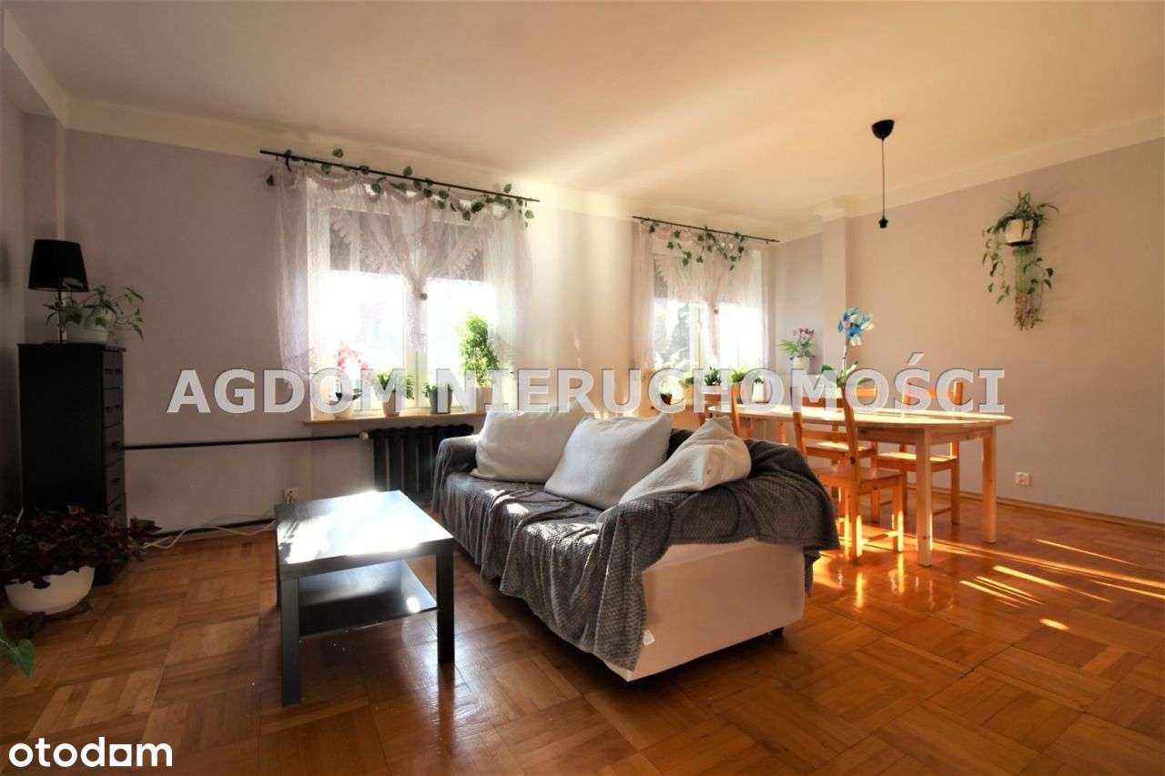 Atrakcyjne mieszkanie w Centrum-0