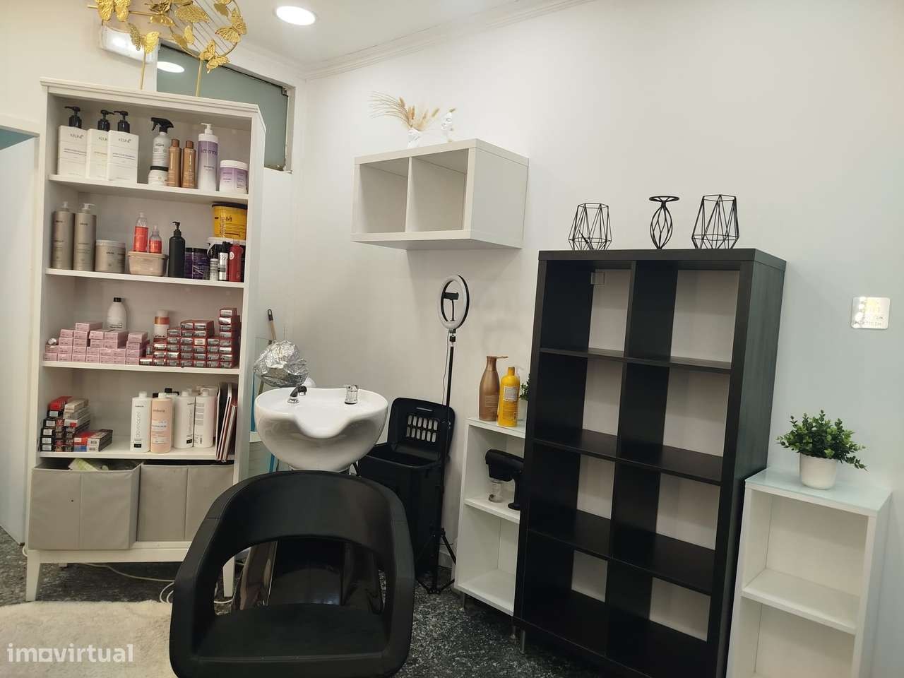 Trespasse de Salão de Beleza no Lumiar – Pronto a Funcionar-16