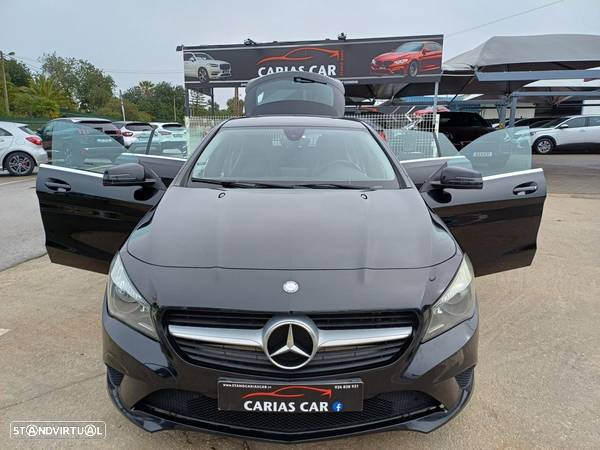 Mercedes-Benz CLA 180 d Shooting Brake Urban - 11