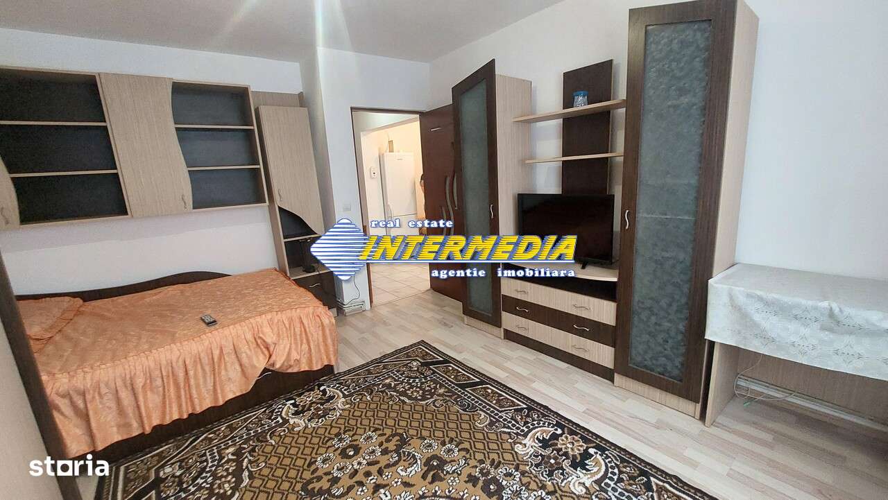 GARSONIERA mare 31 mp CETATE Bulevard mobilata utilata - Imagine principală: 5/8