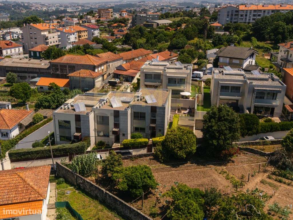 Moradia T3 em Oliveira do Douro, Vila Nova de Gaia-44
