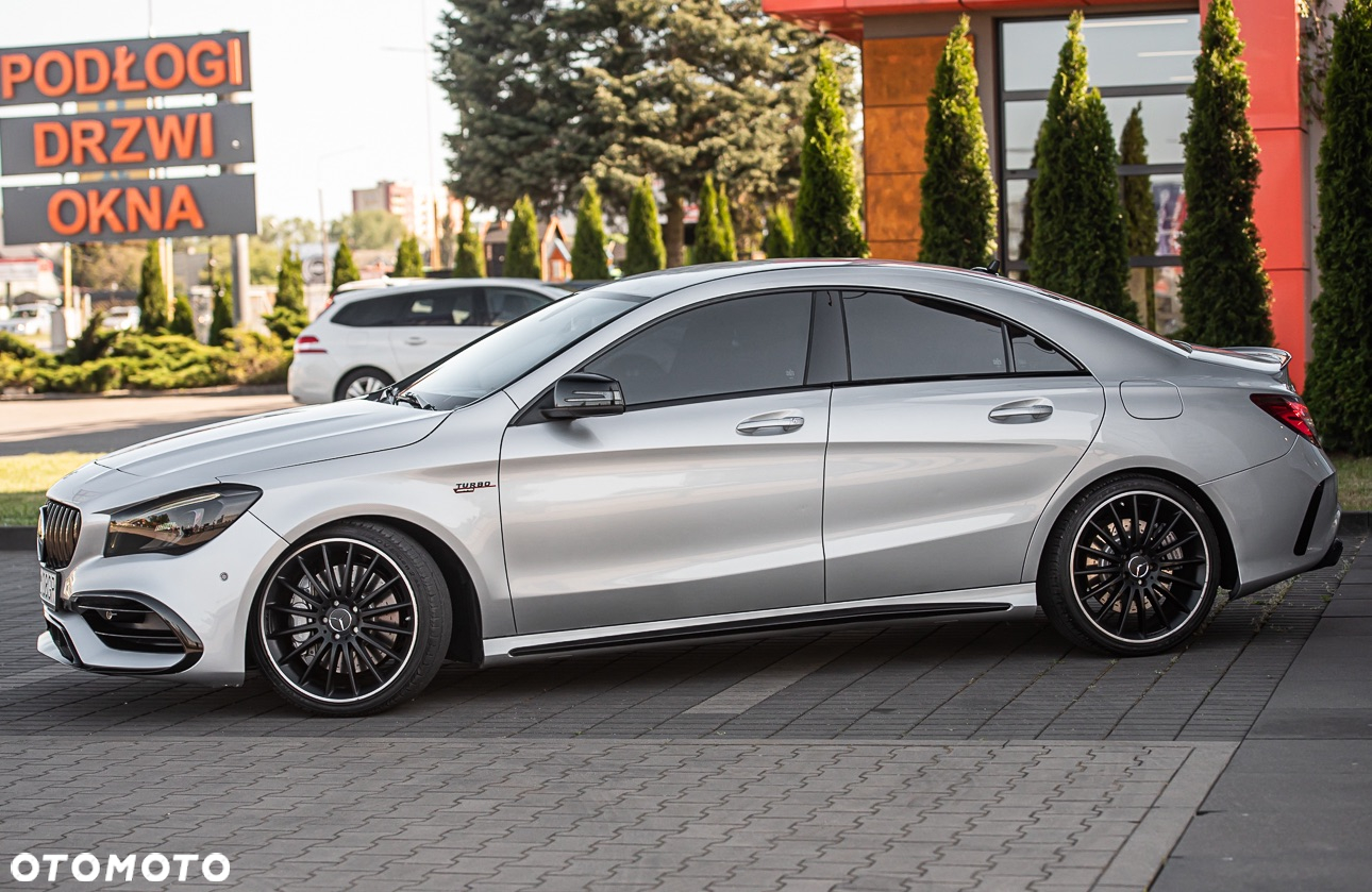 Mercedes-Benz CLA AMG 45 4Matic AMG Speedshift DCT 7G AMG Night Edition - 6