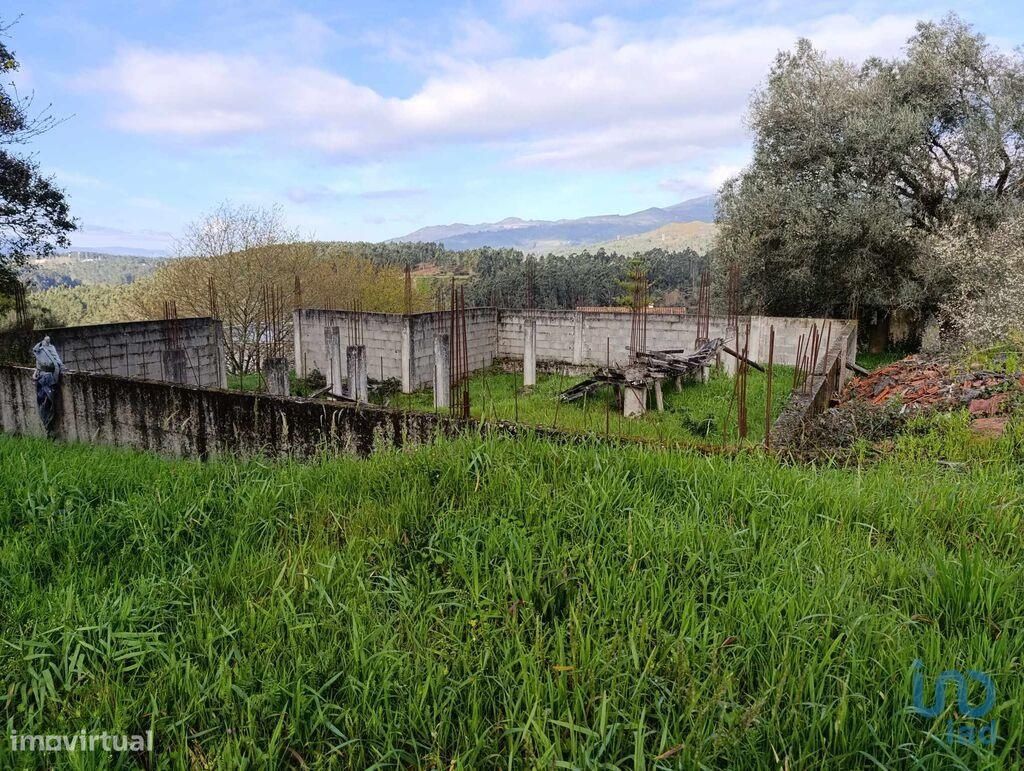 Terreno em Chaviães e Paços de 302,00 m2 - Grande imagem: 1/6